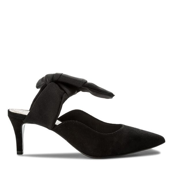 Klapki GINO ROSSI. Czarne klapki damskie Gino Rossi, bez wzorów, bez obcasa. Za 449.99 zł.
