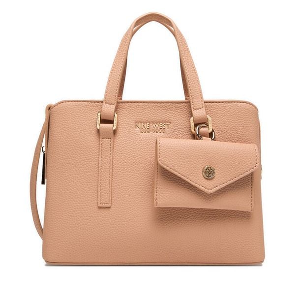 Torebka Nine West. Brązowe torebki do ręki damskie Nine West, bez wzorów, klasyczne, bez dodatków. Za 249.99 zł.