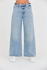 7 FOR ALL MANKIND Niebieskie damskie jeansy Zoey, Rozmiar 25. Niebieskie jeansy damskie 7 for all mankind. W wyprzedaży za 380.99 zł.