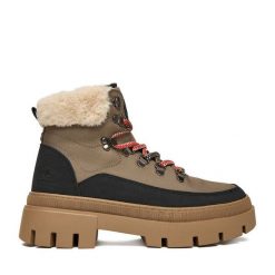 Trzewiki Beverly Hills Polo Club. Brązowe botki damskie Beverly Hills Polo Club, bez obcasa, na płaskiej podeszwie, bez zapięcia. Za 299.99 zł.