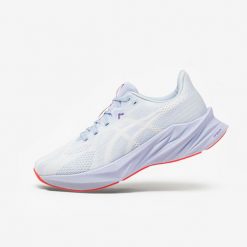 Buty do biegania damskie ASICS Dynablast. Białe obuwie sportowe damskie Asics, bez wzorów, z dzianiny, do biegania. Za 579.99 zł.