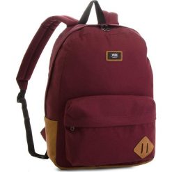 Plecak VANS - Old Skool II Ba V000ONIKRJ Port Royale. Czerwone plecaki damskie Vans, z materiału, sportowe. W wyprzedaży za 139.00 zł.