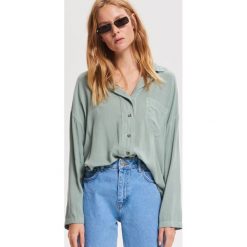 Koszula oversize z wiskozy - Turkusowy. Koszule damskie Reserved. W wyprzedaży za 29.99 zł.