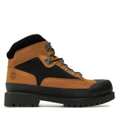 Trapery Timberland. Żółte śniegowce i trapery męskie Timberland, bez zapięcia. Za 809.99 zł.