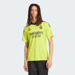 Koszulka Real Madrid 24/25 Third Goalkeeper. Zielone koszulki sportowe męskie Adidas, xs, bez wzorów, z materiału, bez kołnierzyka, bez ramiączek, do piłki nożnej. W wyprzedaży za 377.95 zł.