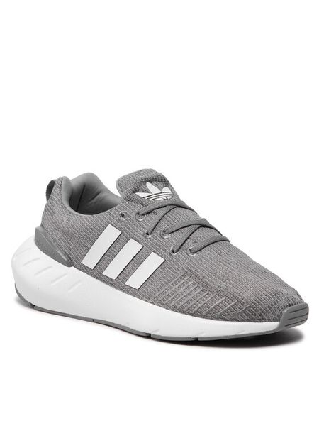 Adidas Sneakersy Swift Run 22 J GW8178 Szary. Szare buty sportowe dziewczęce Adidas, bez wzorów, z materiału, bez zapięcia. Za 189.99 zł.