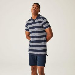 Polo Regatta Tempete. Niebieskie koszulki polo męskie Regatta, l, bez wzorów, bez ramiączek. Za 168.00 zł.