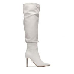 Kozaki DeeZee. Kozaki damskie DeeZee, bez obcasa, na szpilce. Za 249.99 zł.