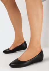 Czarne Balerinki Ikolevia. Czarne baleriny damskie Born2be, bez wzorów, biznesowe, bez obcasa. Za 39.99 zł.