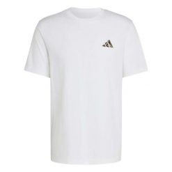 T-shirt adidas Camo Small Logo. Białe t-shirty męskie Adidas, uniwersalny, bez wzorów, z bawełny, eleganckie, bez kołnierzyka. Za 145.50 zł.