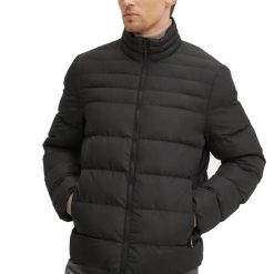 Kurtka GEOX M MAGNETE SHOR Czarny. Czarne kurtki męskie Geox, m, bez wzorów, z tkaniny, casualowe, bez kaptura. W wyprzedaży za 583.25 zł.
