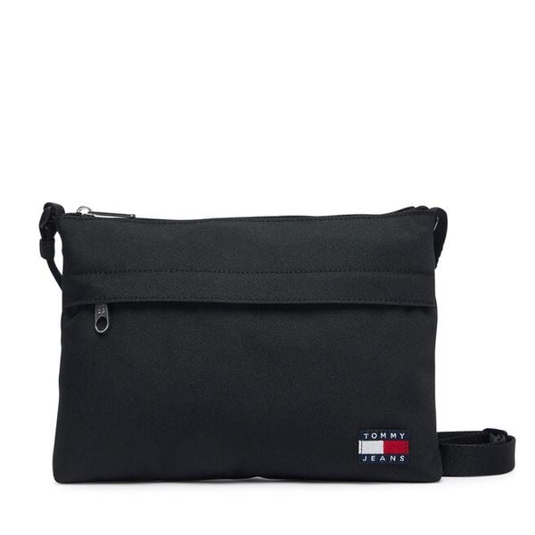 Saszetka Tommy Jeans. Czarne saszetki męskie Tommy Jeans, z jeansu, młodzieżowe, małe. Za 209.99 zł.