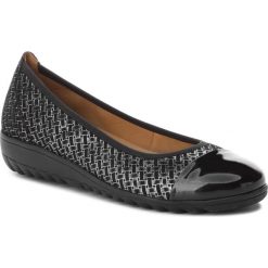 Półbuty CAPRICE - 9-22103-21 Blk Woven Comb 051. Półbuty damskie marki Caprice. W wyprzedaży za 189.00 zł.