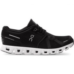 Buty do biegania damskie On Running Cloud 5 Czarne. Białe obuwie sportowe damskie On Running, bez wzorów, z tkaniny, do biegania. Za 777.00 zł.