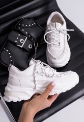 Białe Sneakersy na Masywnej Podeszwie z Siateczkowym Wstawkami i Ozdobnymi Sznurówkami Ollavia. Białe obuwie sportowe damskie Renee, bez wzorów. Za 89.99 zł.