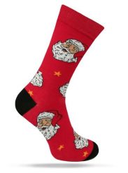 Świąteczne Skarpetki - Alties - Czerwone w Mikołaje. Czerwone skarpety męskie Alties, bez wzorów, z bawełny. Za 19.90 zł.