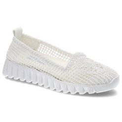 Półbuty damskie New Performance, lekka ażurowa cholewka z elastycznego materiału wsuwana konstrukcja gruba amortyzująca podeszwa, biały, 110. Białe półbuty damskie Ravini, na lato, w ażurowe wzory, klasyczne, bez obcasa, bez zapięcia. Za 109.00 zł.