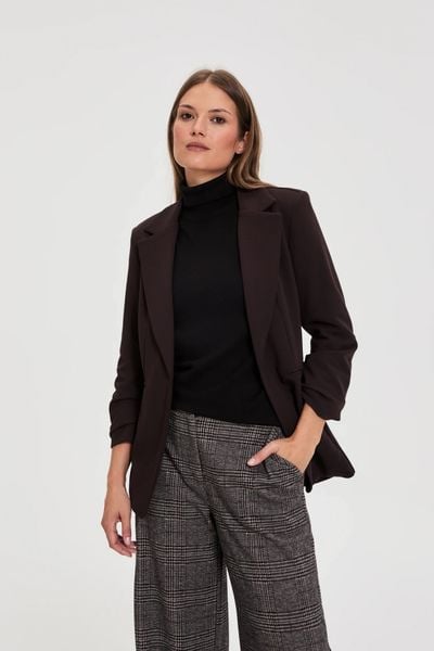 Elegancka marynarka do biura. Żakiety damskie MOODO, l, bez wzorów, z elastanu, biznesowe. Za 179.99 zł.