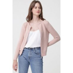 Jasnoróżowy Kardigan Joleanne. Kardigany damskie Born2be, l, bez wzorów. Za 79.99 zł.