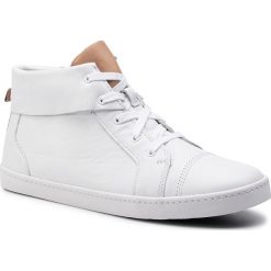 Trzewiki CLARKS - City Oasis Hi 261359117 White Combi Lea. Białe buty zimowe dziewczęce Clarks, bez wzorów, z materiału, bez zapięcia. W wyprzedaży za 139.00 zł.