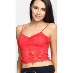 Czerwony Top Not In That Way. Czerwone topy damskie Born2be. Za 24.99 zł.
