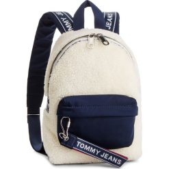 Plecak TOMMY JEANS - Tju Logo Tape Micro Backpack Flc AU0AU00392 902. Plecaki damskie marki Tommy Jeans. Za 399.00 zł.