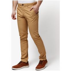 Timberland Spodnie Sargent Lake Slw Stretch Poplin Slim Chin , beżowy, rozmiar 32/32. Brązowe eleganckie spodnie męskie Timberland, m, bez wzorów, z bawełny, klasyczne. W wyprzedaży za 239.99 zł.