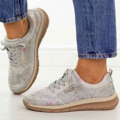 Szare skórzane półbuty damskie Filippo Dp7573/26. Szare półbuty damskie Filippo, na jesień, bez wzorów, z jeansu, casualowe, z okrągłym noskiem, bez obcasa, na płaskiej podeszwie, bez zapięcia. Za 239.00 zł.