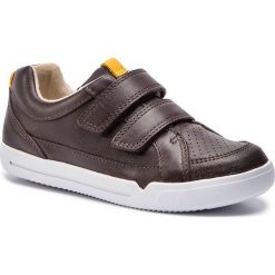 Półbuty CLARKS - Emery Walk K 261411736 Brown Leather. Półbuty chłopięce Clarks. W wyprzedaży za 169.00 zł.