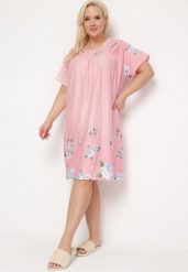 Różowa Koszula Nocna w Kwiatowy Wzór z Krótkim Rękawem Seliaane. Czerwone koszule nocne damskie Born2be, plus size, bez wzorów, plus size, krótkie. Za 39.99 zł.