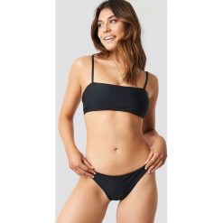 NA-KD Swimwear Thin Side Bikini Brief - Black. Bikini damskie marki NA-KD Swimwear. Za 52.95 zł.