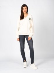 Fila Sweter "Telling" | FAW0437 | Kobieta | Beżowy. Brązowe swetry damskie Fila, xl, z aplikacjami, z bawełny, bez kołnierzyka, bez ramiączek, bez kaptura. W wyprzedaży za 259.00 zł.