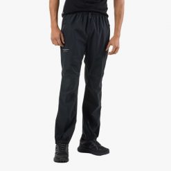 Spodnie Shell Turystyka Męska Swedemount Abisko Shell Rain Pants wodoodporne. Czarne spodnie sportowe męskie SWEDEMOUNT, na lato, m, bez wzorów, trekkingowe. Za 499.99 zł.