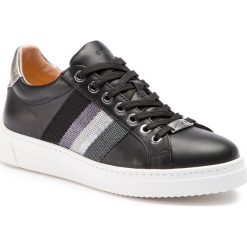 Sneakersy UNISA - Farola Nt Black. Czarne półbuty damskie Unisa, bez wzorów, z materiału, bez obcasa, na koturnie, bez zapięcia. W wyprzedaży za 339.00 zł.