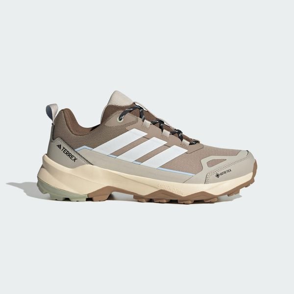 Buty Terrex Skychaser AX5 GORE-TEX Hiking. Czarne trekkingi męskie Adidas, wspinaczkowe, gore-tex. Za 529.00 zł.