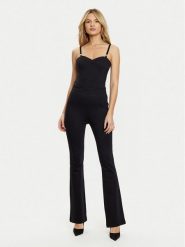 Guess Kombinezon W5RD90 KCMU2 Czarny Slim Fit. Czarne sukienki damskie Guess, xl, z aplikacjami, z wiskozy, bez kołnierzyka, bez ramiączek. Za 339.99 zł.