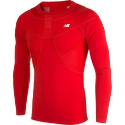 Koszulka kompresyjna - MT710136HRD. Koszulki sportowe męskie marki New Balance. W wyprzedaży za 99.99 zł.