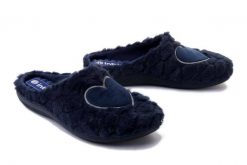 INBLU EC-99 004 granatowy, kapcie damskie. Niebieskie kapcie damskie Inblu, bez wzorów, z tkaniny. Za 55.99 zł.