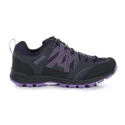 Buty trekkingowe damskie Samaris Low II Regatta. Fioletowe obuwie sportowe damskie Regatta, bez wzorów, z gumy, trekkingowe. W wyprzedaży za 275.85 zł.