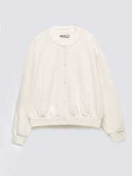 Bluza damska bomber biała Pixelina 100. Białe bluzy sportowe damskie Big Star, l, bez wzorów, z dzianiny, bez kaptura, trekkingowe. Za 249.99 zł.