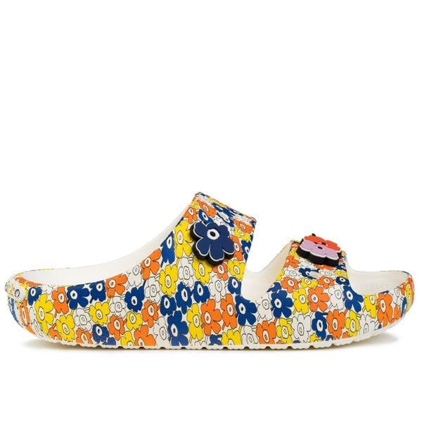 Klapki damskie Crocs MARIMEKKKO CLASIC SANDAL. Klapki damskie Crocs, bez wzorów, z jeansu, wakacyjne, bez obcasa. Za 179.00 zł.