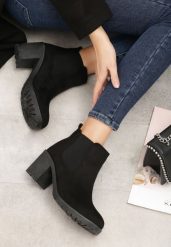 Czarne Botki Tayah. Czarne botki damskie Born2be, z jeansu, eleganckie, bez obcasa, na obcasie, bez zapięcia. Za 89.99 zł.