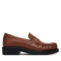 Loafersy Tommy Hilfiger. Brązowe mokasyny damskie Tommy Hilfiger. Za 559.99 zł.