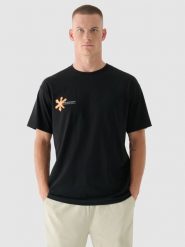 4F T-shirt oversize z nadrukiem męski - czarny S. Czarne koszulki sportowe męskie 4f, m, bez wzorów, z bawełny, bez kołnierzyka, bez ramiączek. W wyprzedaży za 29.99 zł.