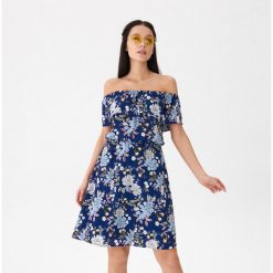 Sukienka off shoulder - Niebieski. Niebieskie sukienki damskie marki House, bez wzorów, bez kołnierzyka, bez ramiączek. Za 79.99 zł.