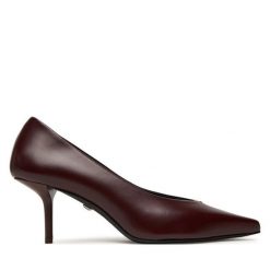 Szpilki Max Mara. Czerwone szpilki damskie Max Mara, bez wzorów, bez obcasa, bez zapięcia. Za 2,439.00 zł.