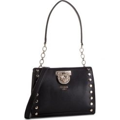 Torebka GUESS - HWVG71 77140 BLACK. Czarne torebki do ręki damskie Guess, z aplikacjami, ze skóry ekologicznej. Za 599.00 zł.