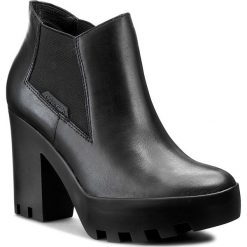 Botki CALVIN KLEIN - Sandy R3494 Black. Kozaki damskie marki Calvin Klein. W wyprzedaży za 339.00 zł.