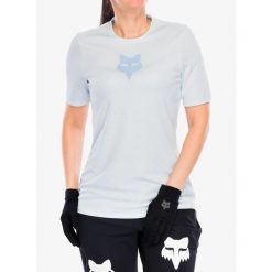 Koszulka rowerowa damska Fox Ranger SS Jersey Fox Head. Niebieskie koszulki sportowe damskie FOX, bez wzorów, z jersey, bez kołnierzyka, bez ramiączek, rowerowe. Za 182.99 zł.