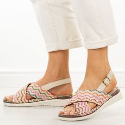 Beżowe płaskie sandały damskie Potocki 90374. Brązowe sandały damskie POTOCKI, bez wzorów, z jeansu, bez obcasa, na płaskiej podeszwie, bez zapięcia. Za 149.00 zł.